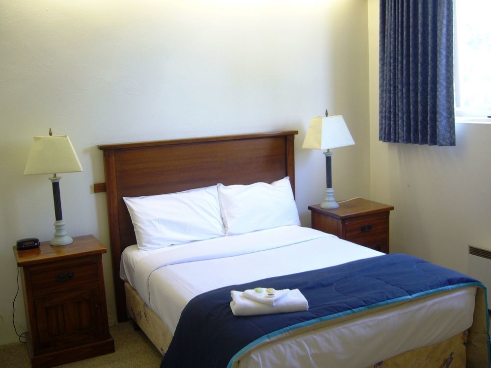 Hotel Cavalier Wantirna South Extérieur photo
