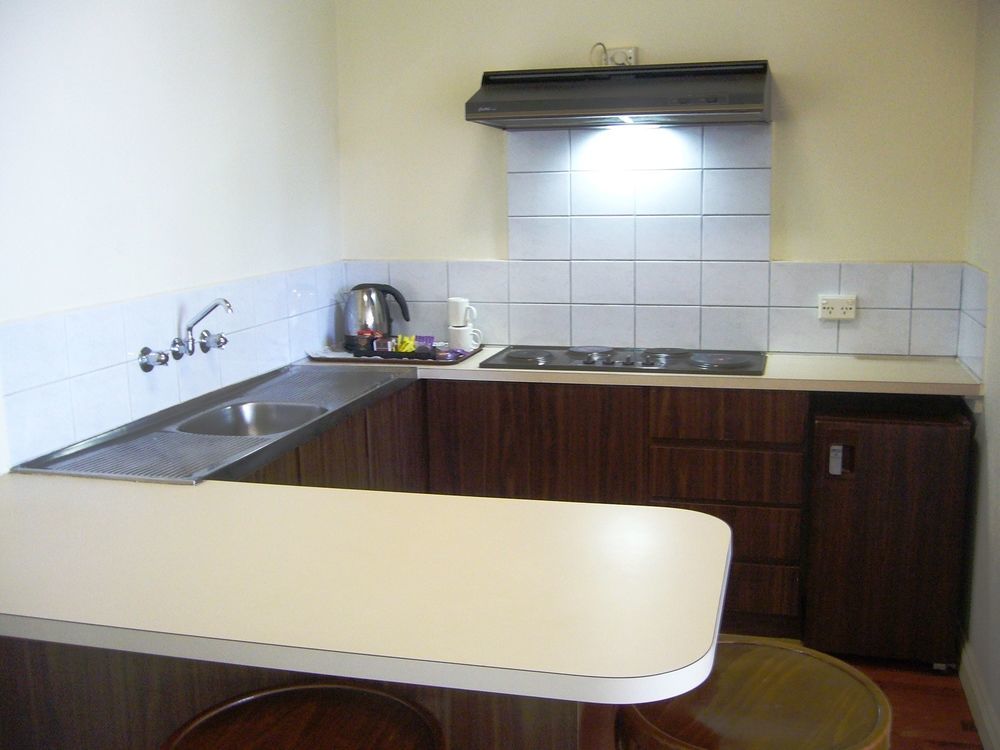 Hotel Cavalier Wantirna South Extérieur photo