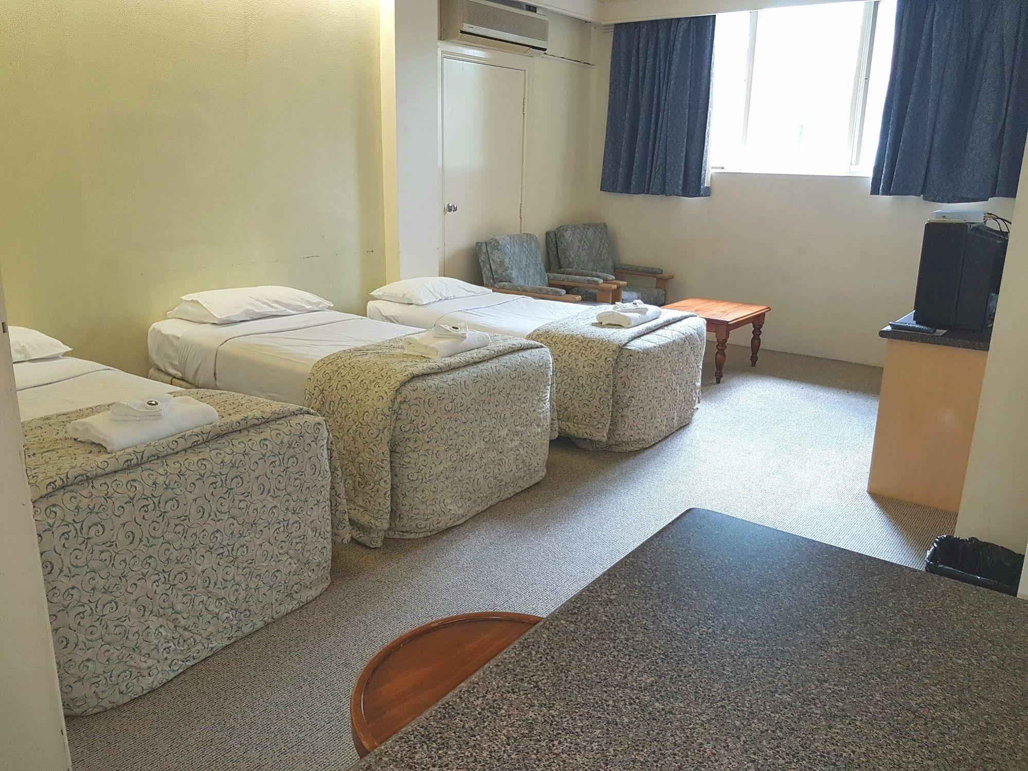Hotel Cavalier Wantirna South Extérieur photo